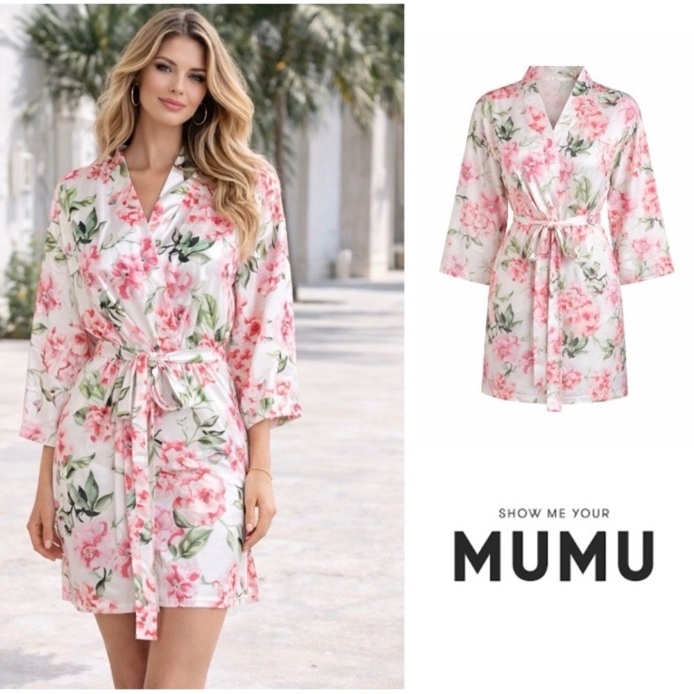 Show Me Your Mumu Brie Kimono Garden of Blooms Floral Short Robe Peony Wrap OS - Picture 2 of 8
